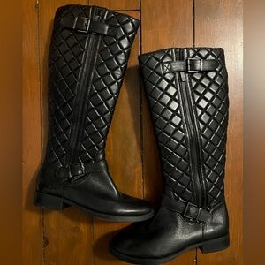 Arturo Chiang Quilted Black Boots